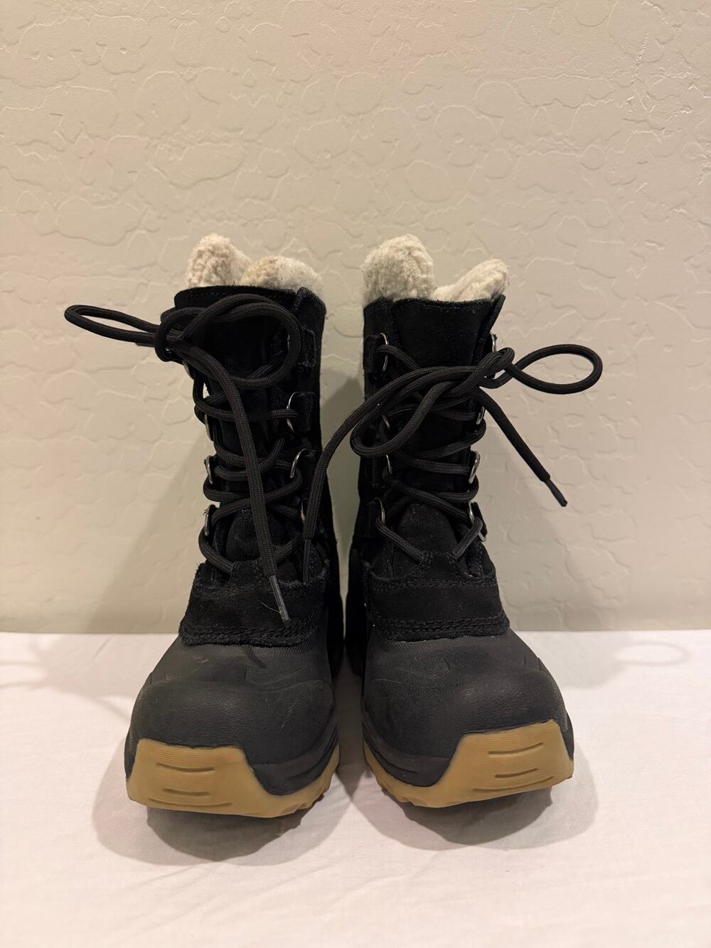 Lands’ End Boys Snow Boots Black Waterproof Insulated Size 12